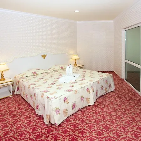 Apartment Miramar Palace
